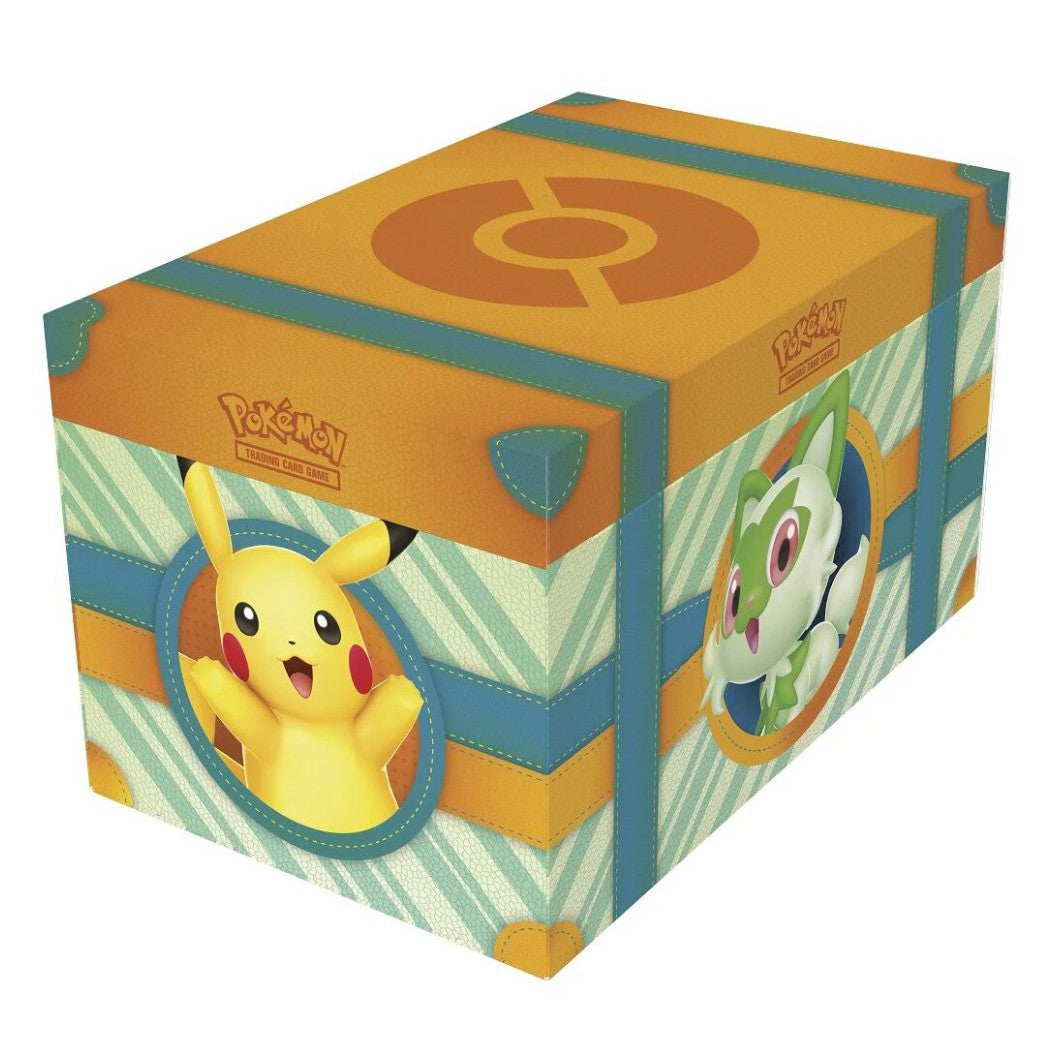 Pokémon Paldea Adventure Chest / Abenteuerkoffer 2024 - Charicards Inh. Christian Jandt